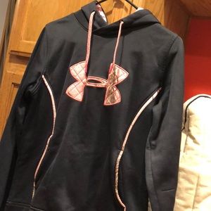black Under Armour hoodie with pink camo🌸🍂🍃
